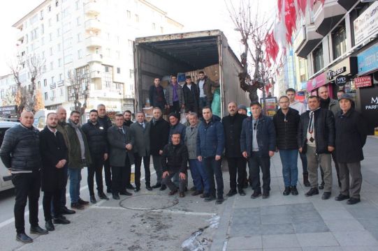 CHP’NİN YARDIM KAMPANYASI DEVAM EDİYOR