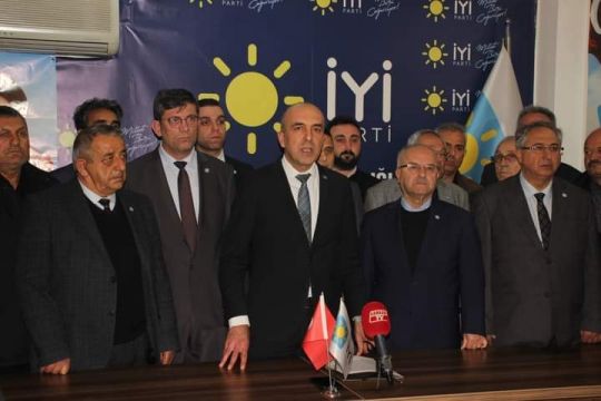 ‘ÇORUM SEVDALISIYIZ HİZMET İÇİN TALİBİZ’