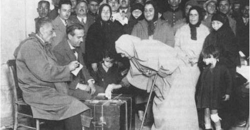Bir anekdot:'SOPALI, HİLELİ, DARBELİ…SEÇİMLERİMİZ'
