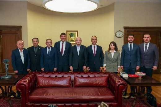 İLK ZİYARET KILIÇDAROĞLU’NA