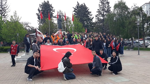 Çorum'da liseliler 'adalet' için yürüdü