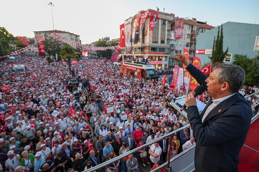On binler 'İmamoğlu' için toplandı