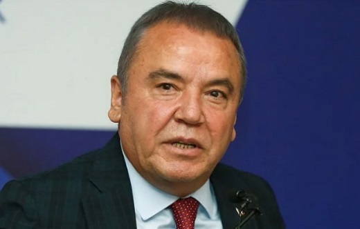 Muhittin Böcek görevden uzaklaştırıldı