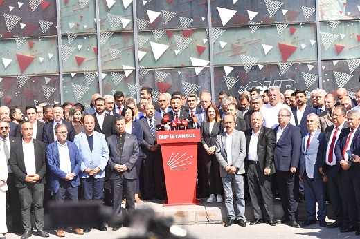 Özgür Çelik'e destek için bir araya geldiler