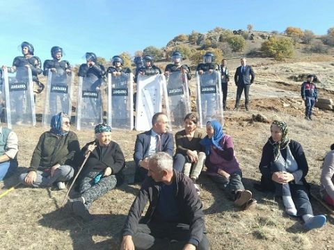CHP’den köy halkının mücadelesine destek