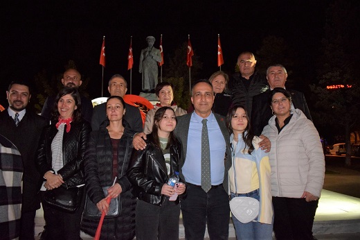 CHP'den Cumhuriyet Yürüyüşü  ve halk konseri