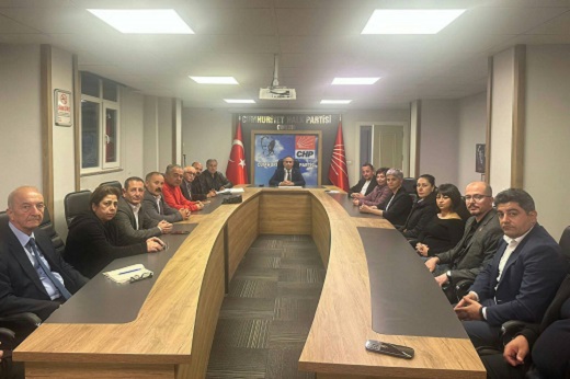 CHP'de yeni ekip göreve hazır