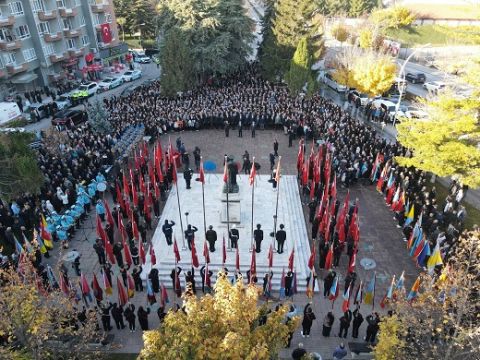 Özlem, saygı ve şükranla andık