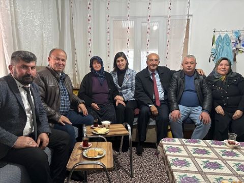 CHP'liler şehit ailelerini unutmadı