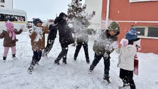 Çorum’da okullara kar tatili