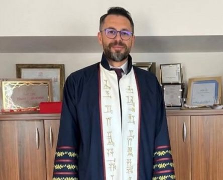 Emre Demir 'Profesör' ünvanını aldı