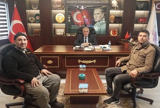 Gür'den işyeri yanan esnafa destek çağrısı