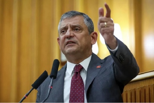 Özgür Özel'den gençlere önemli vaatler
