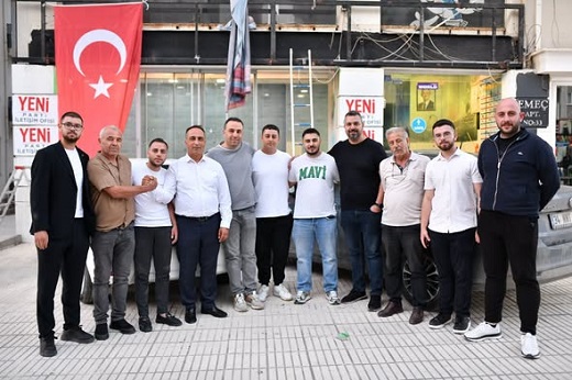Yeni Parti 'hızlı' başladı