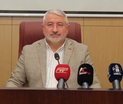 Belediye Meclisi'nde 'Manifest' Tartışması