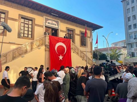 Eski belediye binası film setine döndü