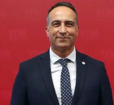 Dinçer Solmaz, ülkenin gerçek sorunlarına dikkat çekti
