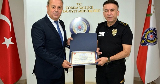Çorum Emniyeti'nin Ali ağabeyi emekli oldu